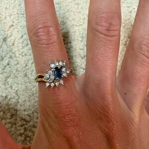 Elegant Gold and Silver Sapphire Ring